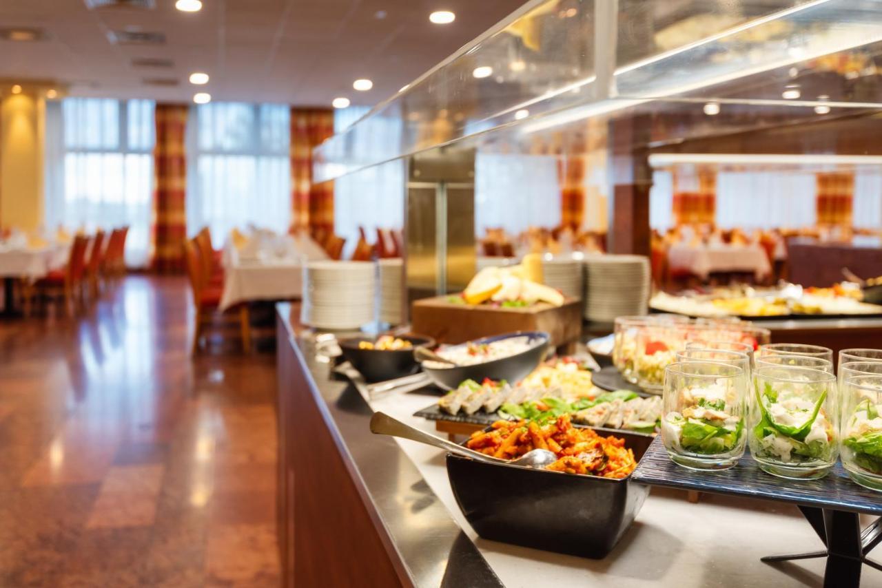 Hunguest Hotel Freya 佐洛卡罗斯 外观 照片