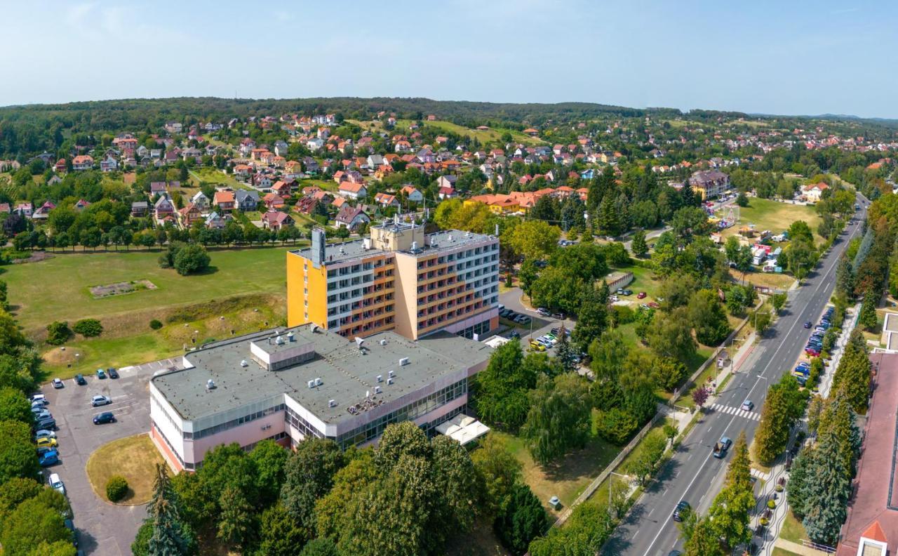 Hunguest Hotel Freya 佐洛卡罗斯 外观 照片